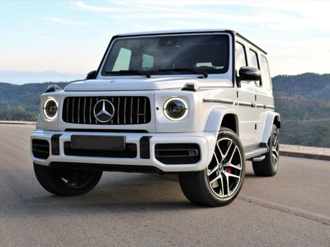 Mercedes-G-Wagon (1)