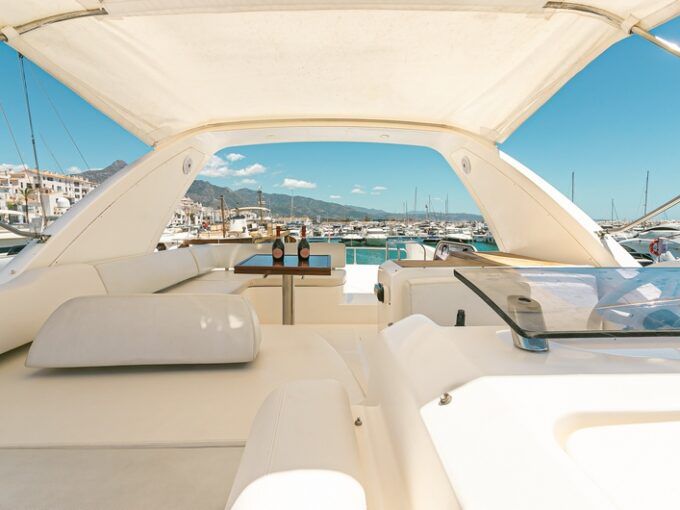 azimut-58-fly (2)