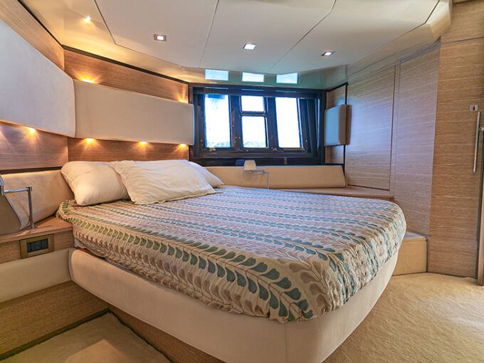 azimut-58-fly (4)